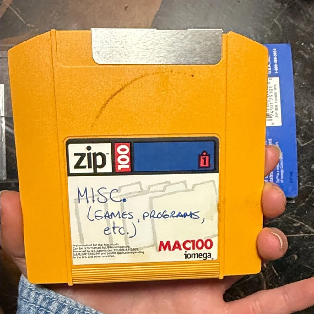 1994 Vintage Fujifilm ATOMM Zip Disk with Blue and Yellow Design